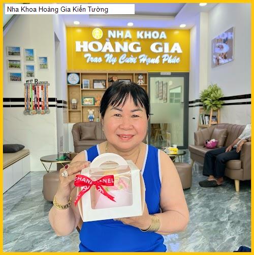 Hình ảnh Nha Khoa Hoàng Gia Kiến Tường